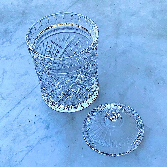 GODINGER DUBLIN BISCUIT BOX JAR WITH LID CRYSTAL NEW IN BOX 4.5 INCH BY 7 INCH - Picture 5 of 8